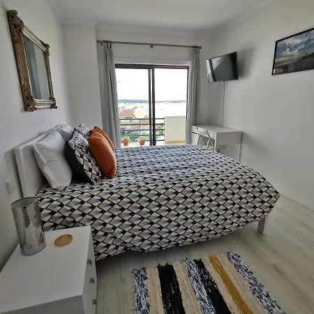 Casa Na Onda Sonho Da Baia Apartment Sao Martinho do Porto Exterior photo